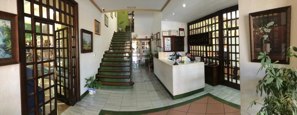 Hotel La Yedra Antequera Buitenkant foto
